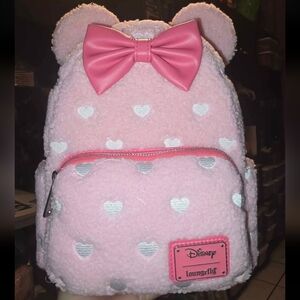 New!Loungefly Disney Minnie Mouse Hearts Strawberry Scented Sherpa Mini Backpack